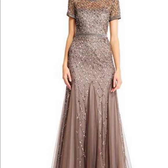 long dress - Picture 4 of 4